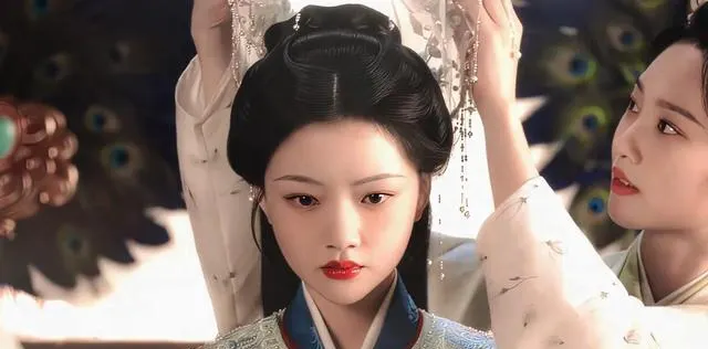 《低智商犯罪》5月4日央视八套开播,王骁田曦薇王传君演绎生活流刑侦 | 相关图片 《低智商犯罪》5月4日央视八套开播,王骁田曦薇王传君演绎生活流刑侦 | 相关图片