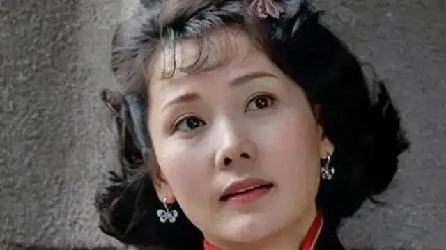 陈宝国何赛飞《大宅门》掌掴戏成表演教学案例 | 资讯配图 陈宝国何赛飞《大宅门》掌掴戏成表演教学案例 | 资讯配图